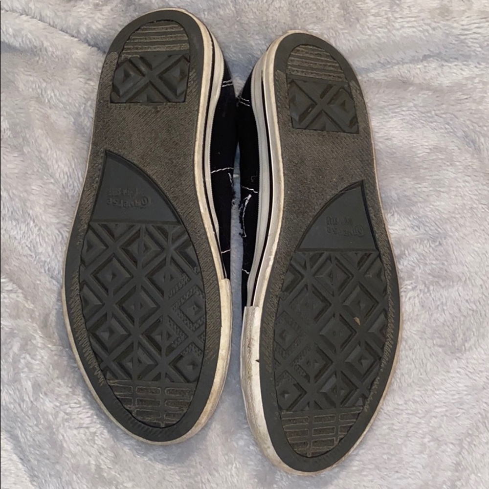 converse - Picture 2 of 4